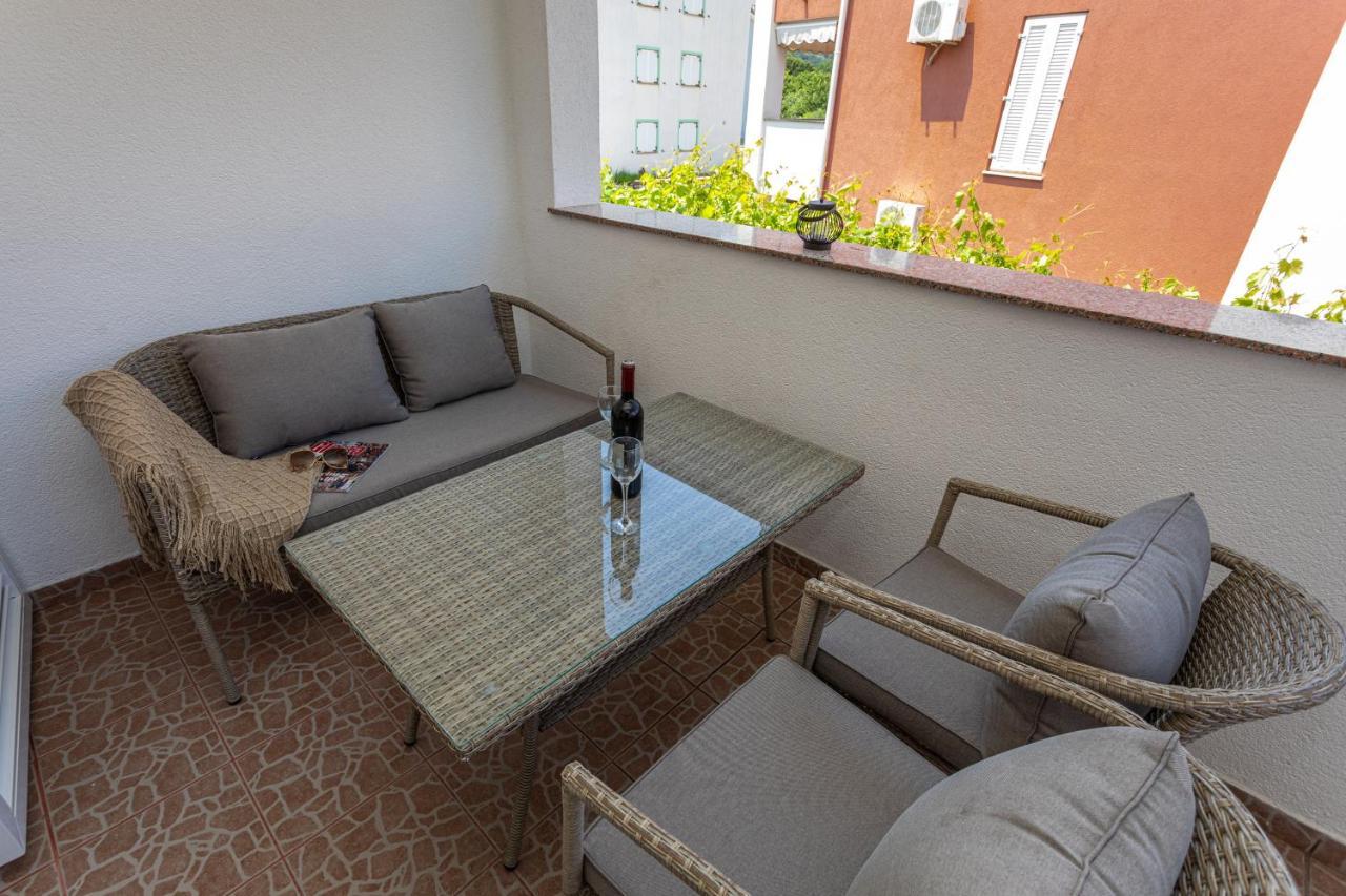 Apartments La Natalli Baska  Exterior photo